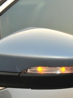 科二驾考中如何正确使用转向灯（以大众车科二曲线为例）